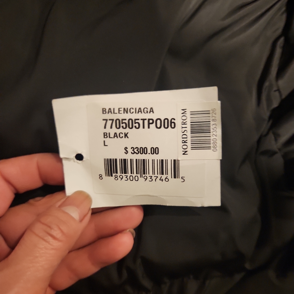Balenciaga unisex puffer jacket